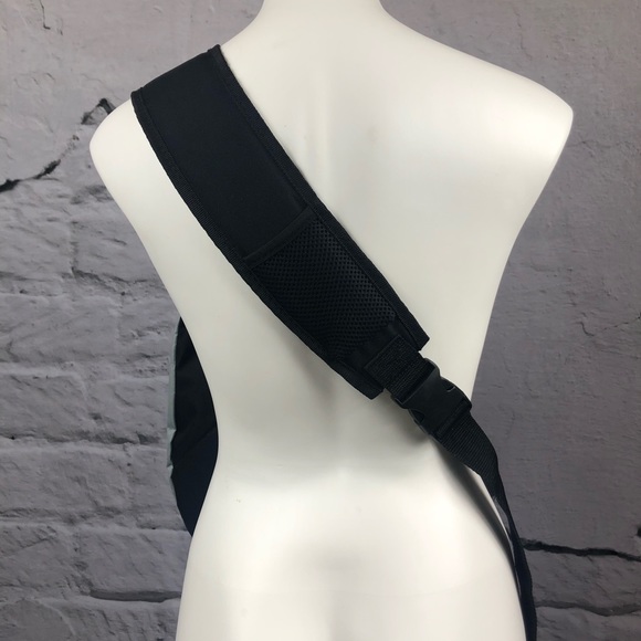 LSeahawks Sling bag Backpack - Picture 3 of 7